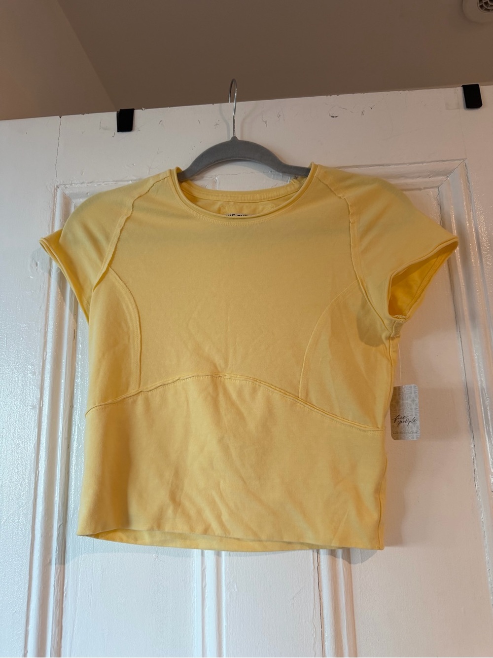 Free people Women’s Yellow Crewneck Short Sleeve Top